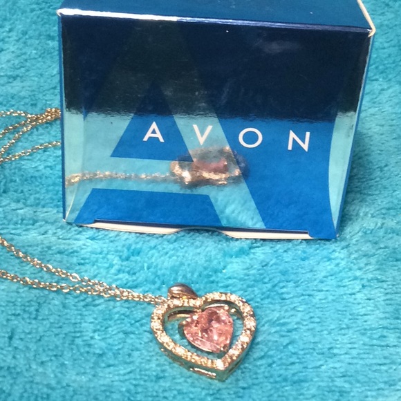 AVON Double Heart Necklace - Picture 7 of 8